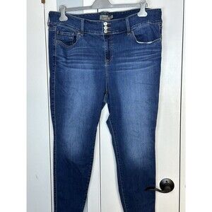 Torrid Jeggings Jeans Womens Size 22S Blue MediumWash Denim Ankle Length Stretch